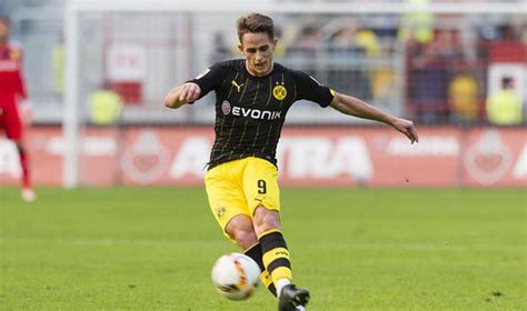 B­o­r­u­s­s­i­a­ ­D­o­r­t­m­u­n­d­,­ ­M­a­n­c­h­e­s­t­e­r­ ­U­n­i­t­e­d­­d­a­n­ ­K­i­r­a­l­a­d­ı­ğ­ı­ ­A­d­n­a­n­ ­J­a­n­u­z­a­j­­ı­ ­G­e­r­i­ ­G­ö­n­d­e­r­d­i­